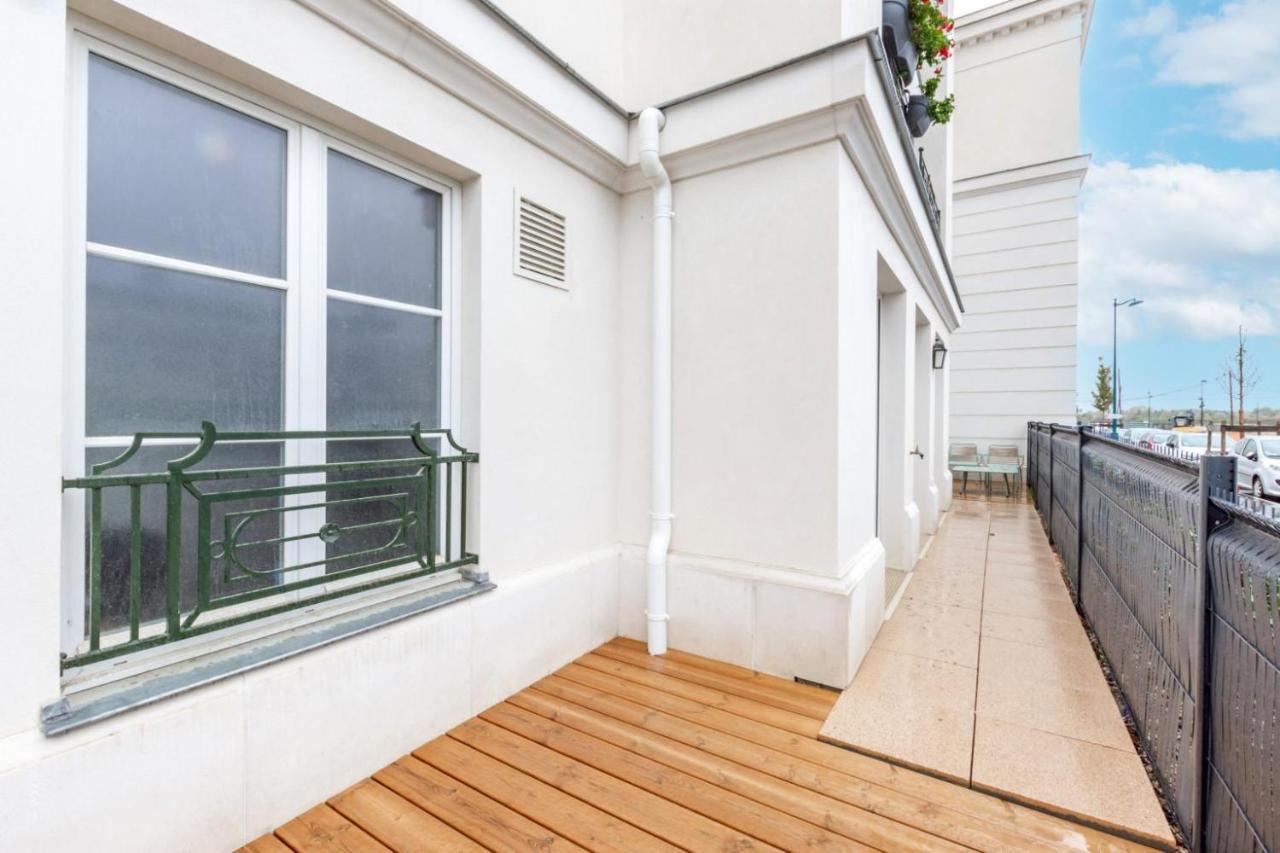 Appartement Le Jade By Plaza à Serris Extérieur photo